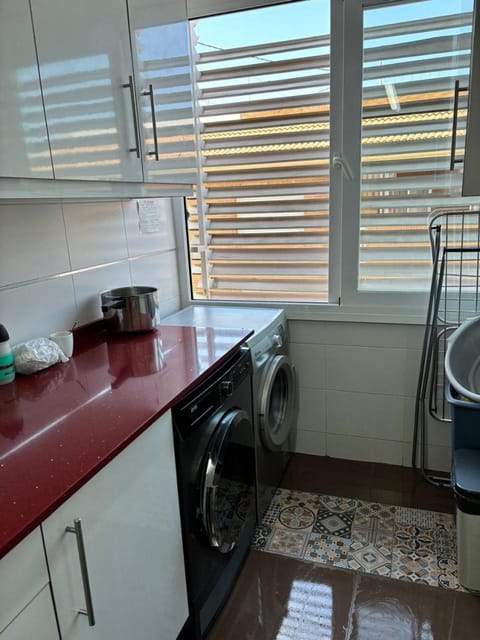 microwave, toaster, washing machine, dryer