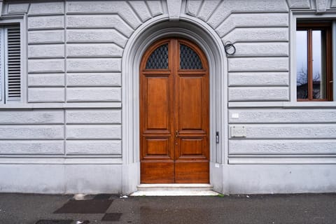 Property building, Facade/entrance