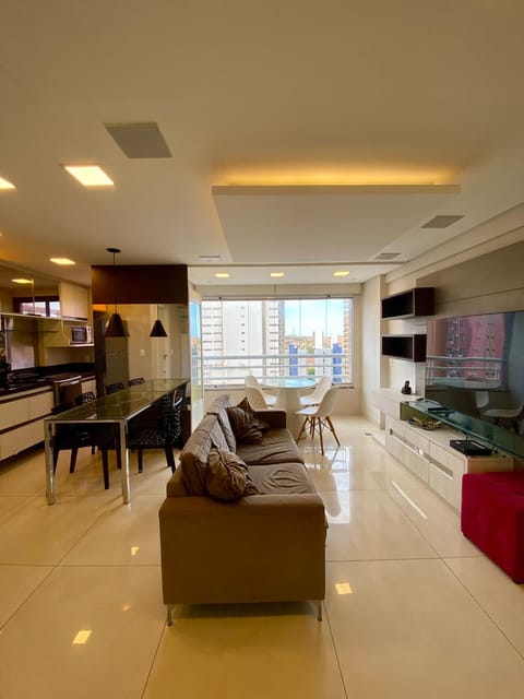 Communal lounge/ TV room, TV and multimedia, Kitchen or kitchenette, Living room, Seating area, Dining area, Evening entertainment