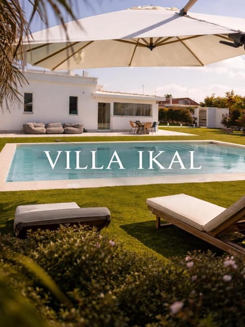 Garden, Garden view, Pool view, Swimming pool, sunbed