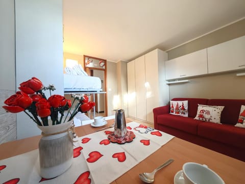 Hostdomus - Silvialpina Apartment in Sestriere