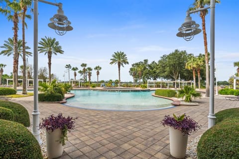 Day, Natural landscape, Garden, Balcony/Terrace, Garden view, Pool view, Swimming pool