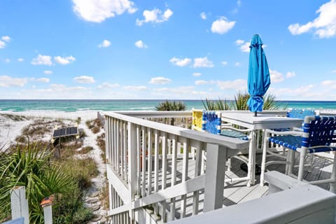 Day, Natural landscape, View (from property/room), Balcony/Terrace, Seating area, Beach, Sea view