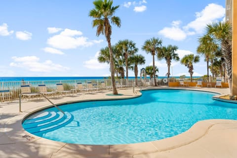 Day, Natural landscape, Balcony/Terrace, Pool view, Sea view, Swimming pool, sunbed