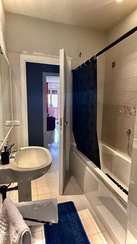 Shower, Bathroom, Bath