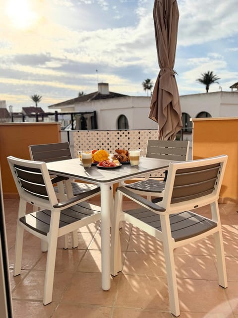 View (from property/room), Balcony/Terrace, Balcony/Terrace, Dining area