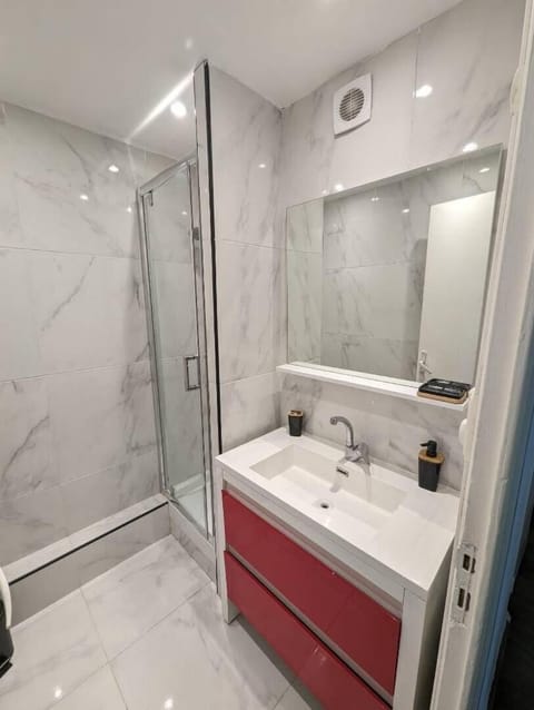 Cozy apartment, 8 guests Apartment in Grenoble