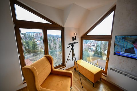 Communal lounge/ TV room, Seating area