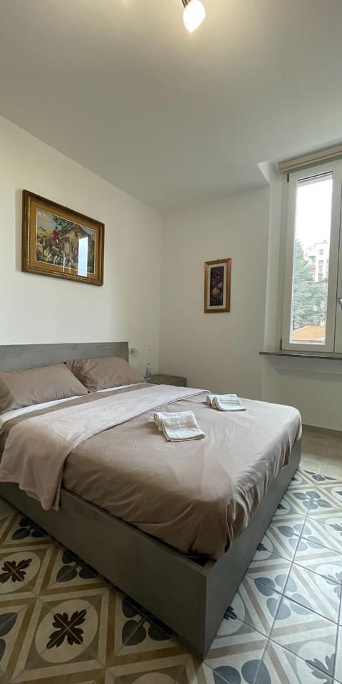 Rosso MXP e Lago Maggiore aeroporto a 7 min Apartment in Somma Lombardo