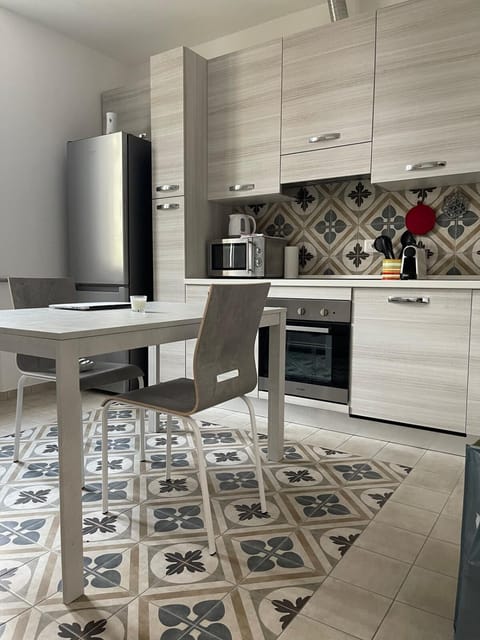 Rosso MXP e Lago Maggiore aeroporto a 7 min Apartment in Somma Lombardo