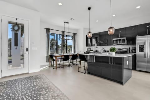 VD419VDM - Resort pool home close to Disne Apartment in Loughman