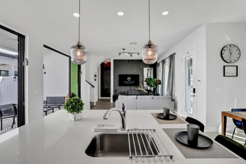 VD419VDM - Resort pool home close to Disne Apartment in Loughman