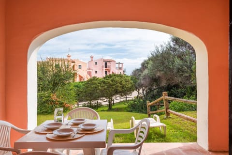 Charming Small Villa shared pool Sleeps V4IN Villa in Punta de su Torrione