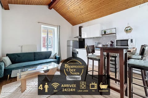 Property logo or sign, Living room, Dining area, Certificate/Award