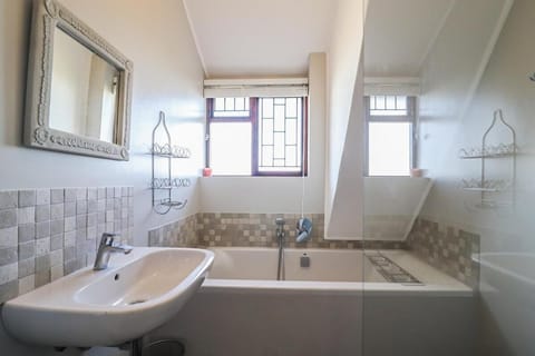 Hephzibah Home House in Hermanus