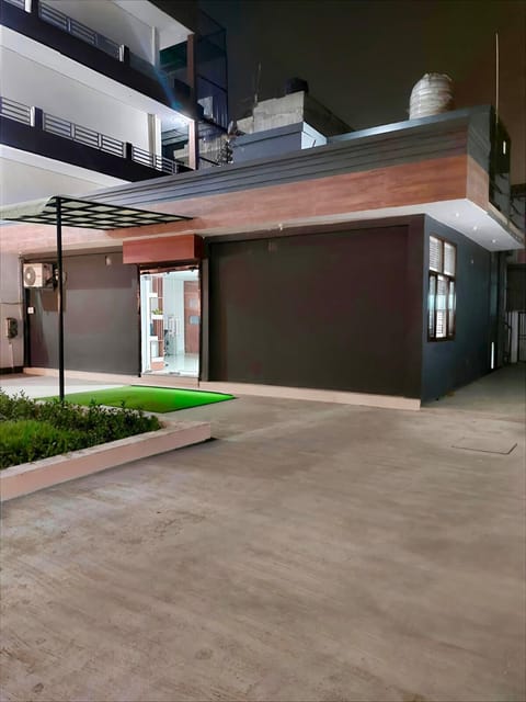 Property building, Night