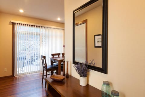 Downwinder House in Hood River