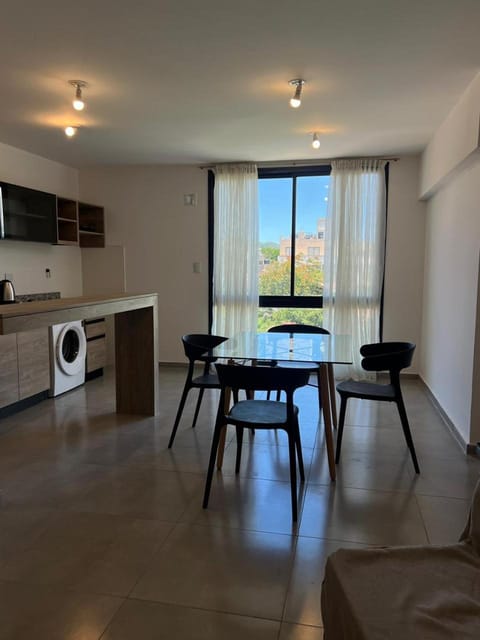 Kitchen or kitchenette, Dining area, washing machine