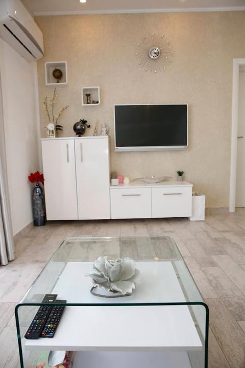 Apartman Elena II kat Apartment in Šibenik-Knin County, Croatia
