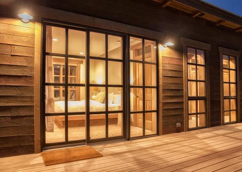 Baitshop Cabin Cabin in Jackson