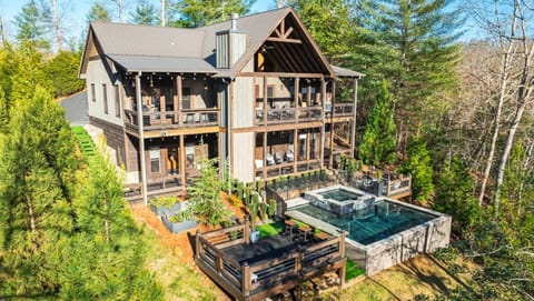 Paradise Found House in Blue Ridge