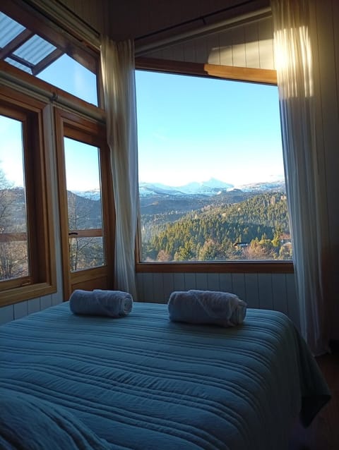 Bed, View (from property/room), View (from property/room), Bedroom