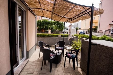 Balcony/Terrace, On site