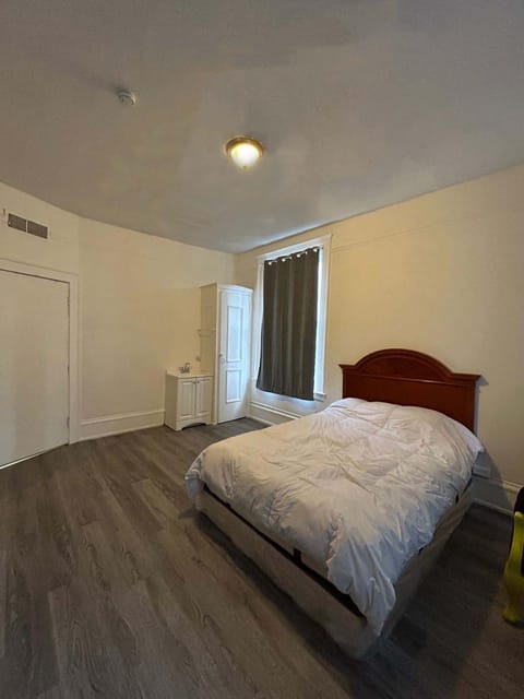 SF Travelers Inn Hostel in San Francisco