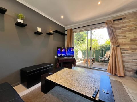 Amakhaya Lodge Bed and Breakfast in Cape Town