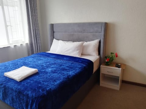 Twinex Accommodation Parow Bed and Breakfast in Cape Town
