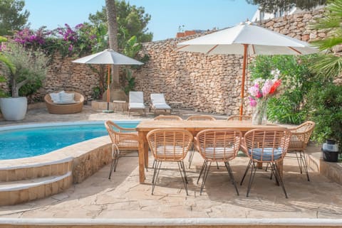 Garden, Swimming pool, Swimming pool