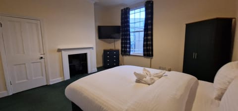 QUICK ROOMz WAKEFIELD Bed and Breakfast in Wakefield