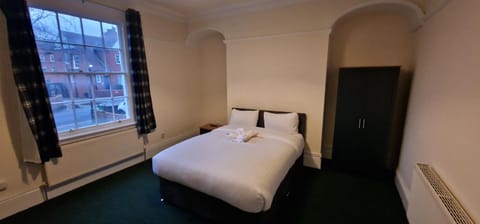 QUICK ROOMz WAKEFIELD Bed and Breakfast in Wakefield