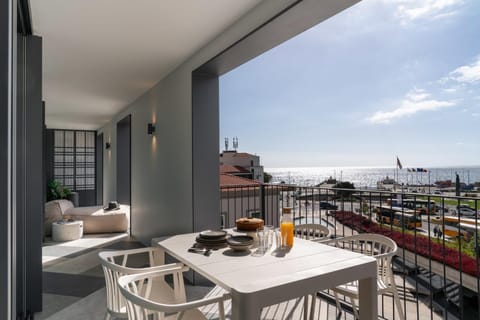 View (from property/room), Balcony/Terrace, Sea view