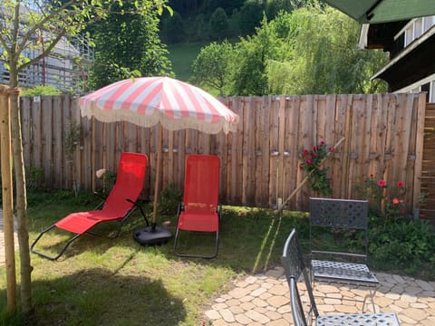 Gemütliches Chalet-Zimmer in Guesthouse Rosalie Vacation rental in St. Gallen, Switzerland