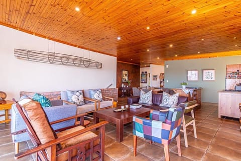 Island View - Franskraal House in Western Cape