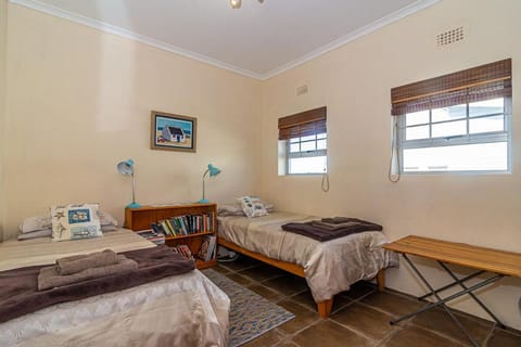 Island View - Franskraal House in Western Cape