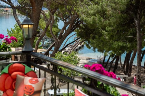 Apartment next to the beach Apartment in Makarska