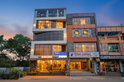 Property building, Facade/entrance