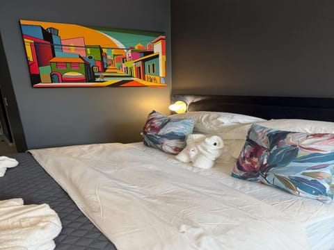 Urban Elephant, The Rose Apartment hotel in Cape Town