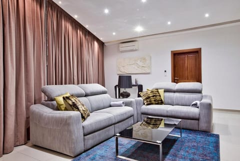 Modern 200sqm 4 bedroom Apartment with side sea view Sleeps 11 Apartment in Sliema