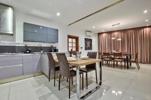 Modern 200sqm 4 bedroom Apartment with side sea view Sleeps 11 Apartment in Sliema