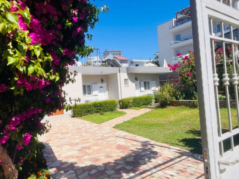 Guesthouse SeLu Bed and Breakfast in Ksamil