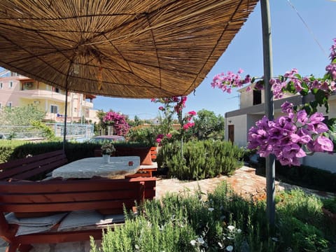 Guesthouse SeLu Bed and Breakfast in Ksamil