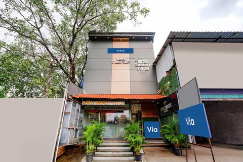 Property building, Facade/entrance