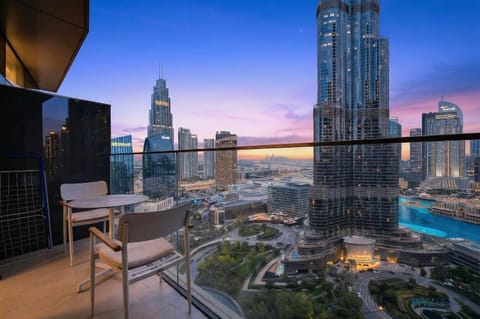 Property building, Nearby landmark, Communal lounge/ TV room, Day, Night, Natural landscape, Evening entertainment, City view, Pool view, Swimming pool, Sunrise, Sunset, sunbed