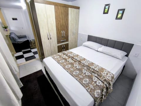 Bed, Photo of the whole room, Bedroom, wardrobe