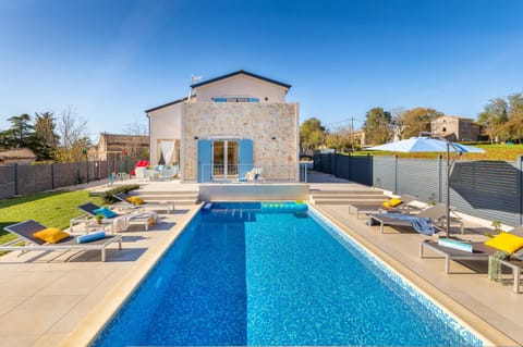 Property building, Children play ground, Garden, Table tennis, Seating area, Swimming pool