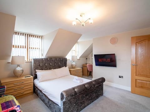 Exclusive 3-Bedroom Villa in Sheffield Villa in Sheffield