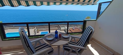 View (from property/room), Balcony/Terrace, Pool view, Sea view, Swimming pool, Lunch